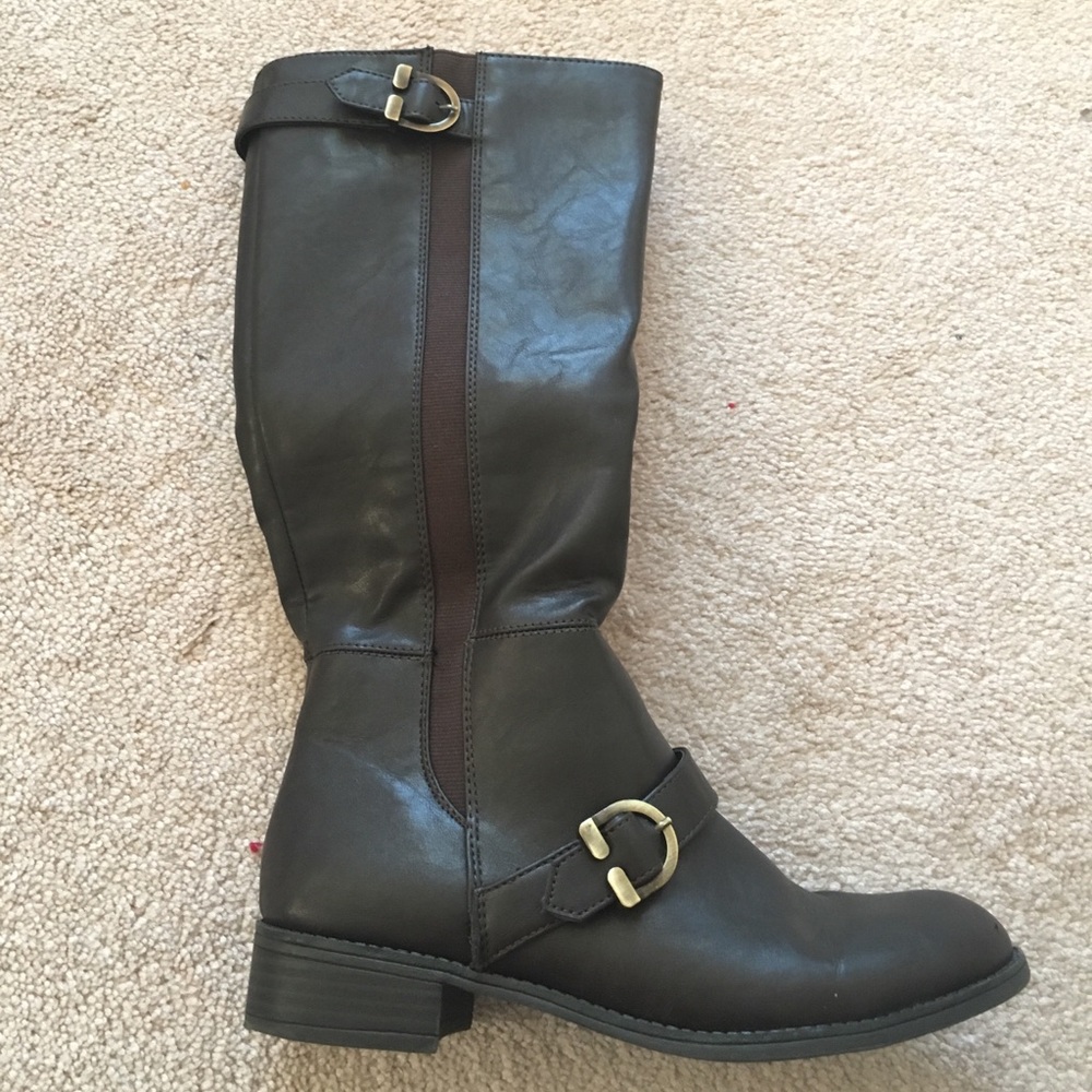 Brown tall boots